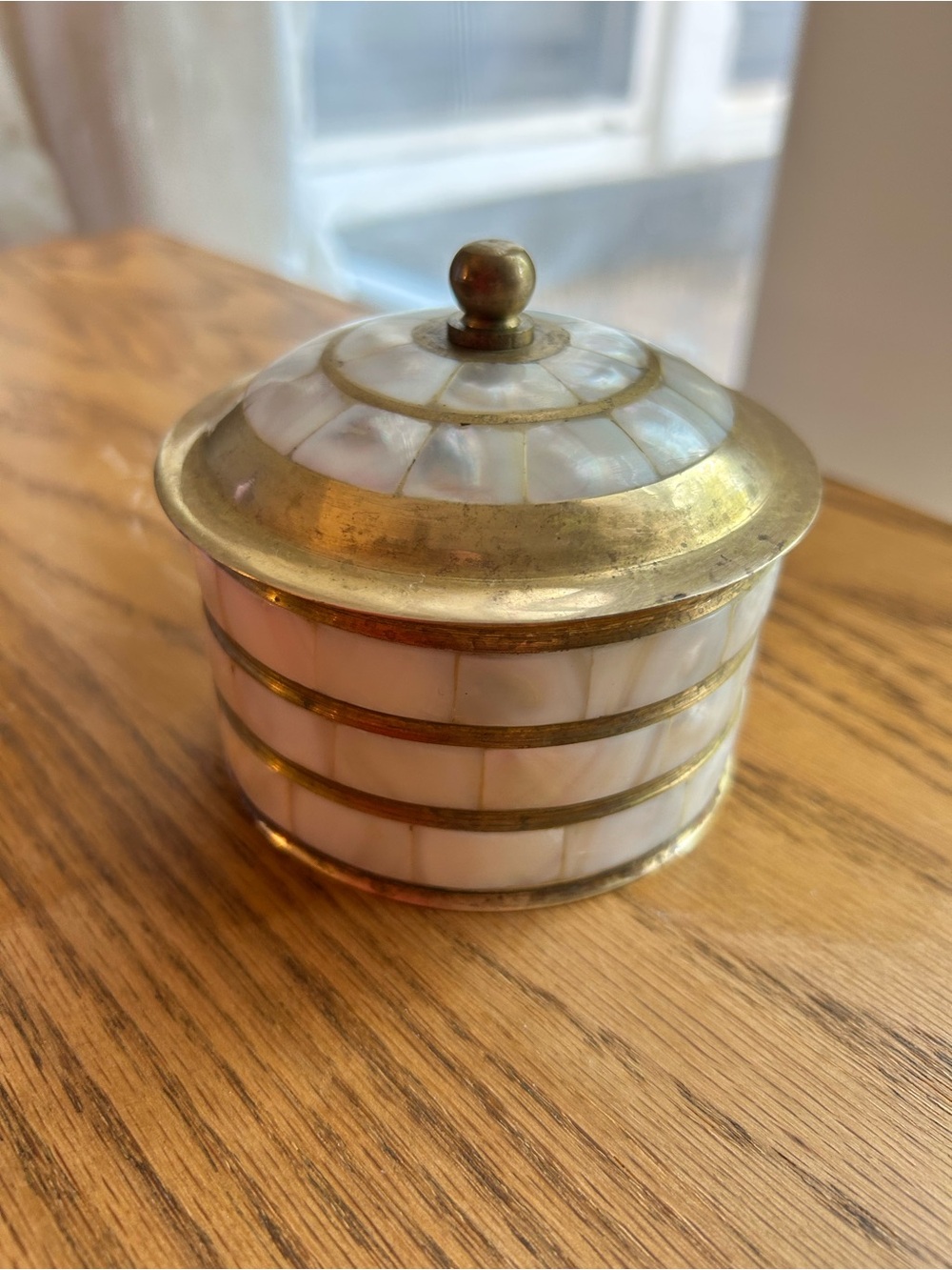 Brass & Mother-of-Pearl inlay round trinket jewelry box